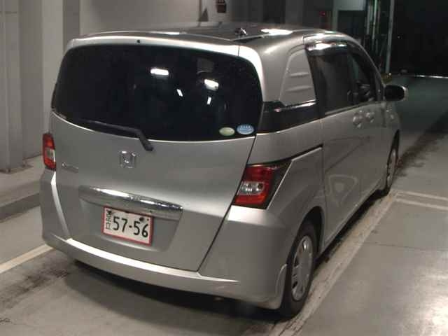 HONDA FREED 2010