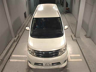 NISSAN SERENA 2010