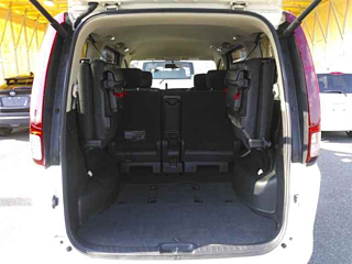 NISSAN SERENA 2010