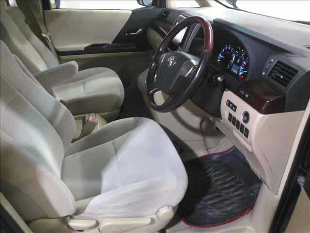 TOYOTA VELLFIRE 2008