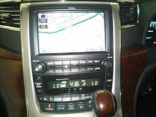 TOYOTA ALPHARD 2008
