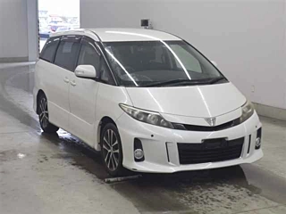 TOYOTA ESTIMA 2013