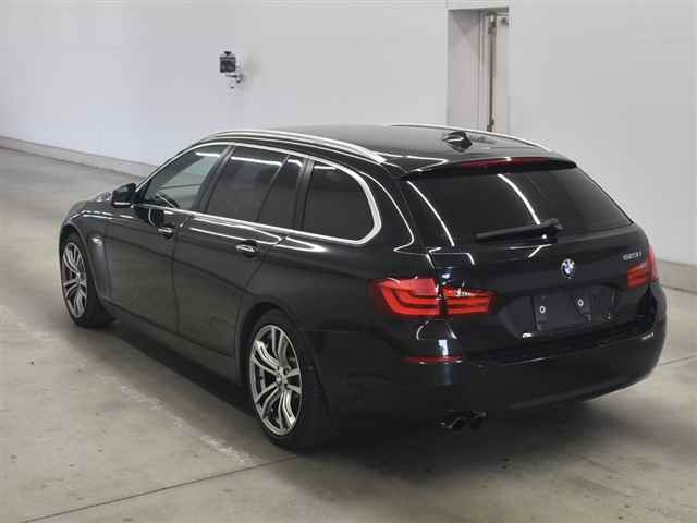 BMW 5 SERIES 2012