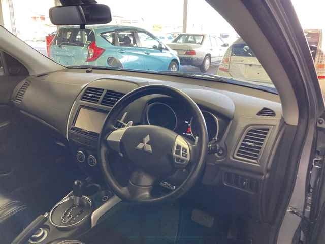 MITSUBISHI RVR 2011