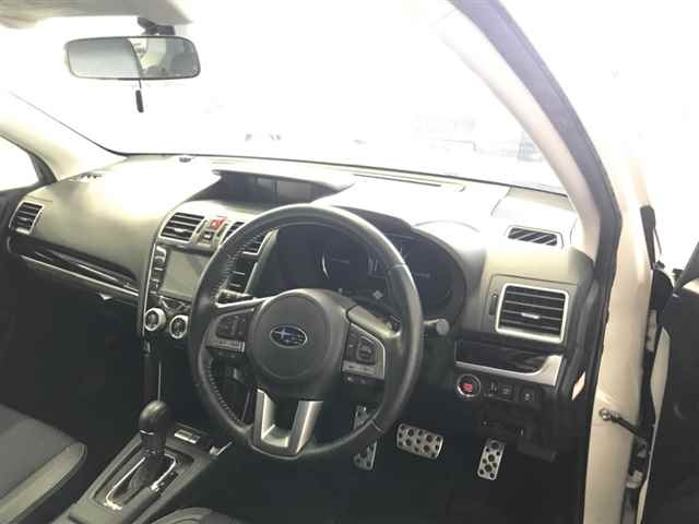 SUBARU FORESTER 2017