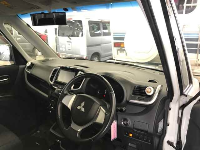 MITSUBISHI DELICA D2 2014