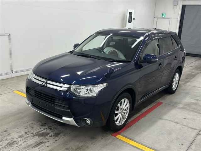 MITSUBISHI OUTLANDER 2014