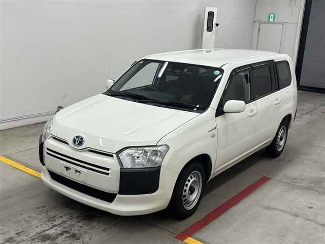 TOYOTA SUCCEED 2020