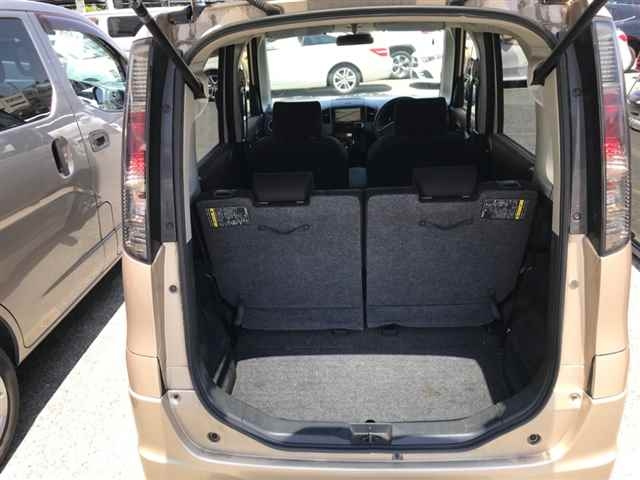 NISSAN ROOX 2010