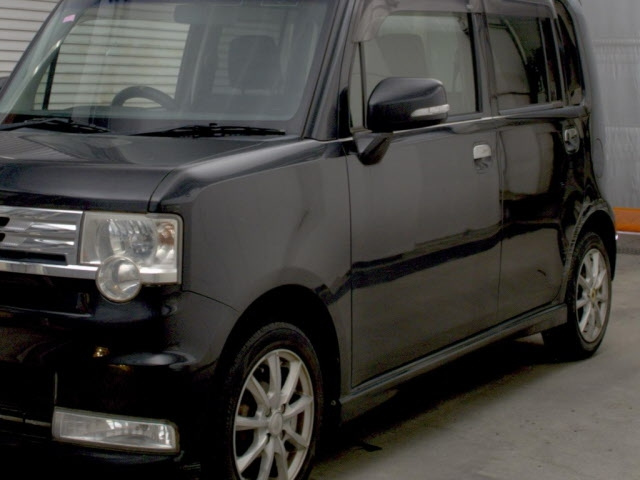 TOYOTA PIXIS SPACE 2012