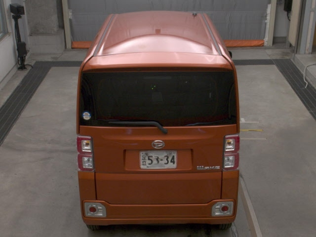 DAIHATSU WAKE 2021