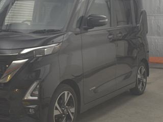 NISSAN ROOX 2022