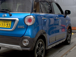 DAIHATSU CAST 2015