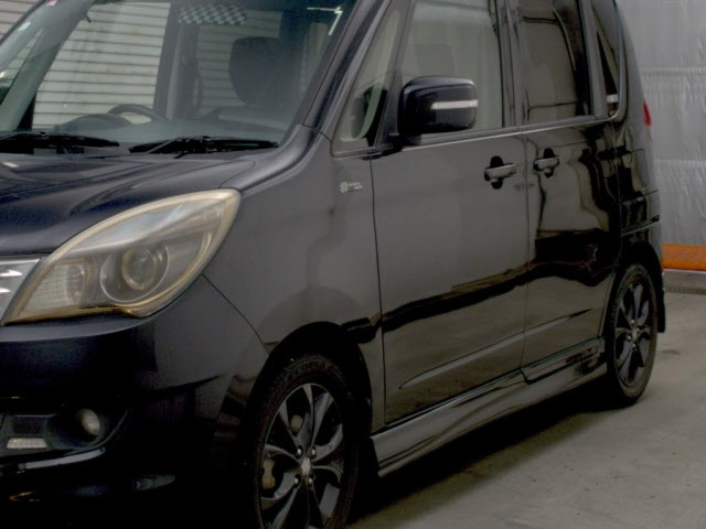 SUZUKI SOLIO 2013