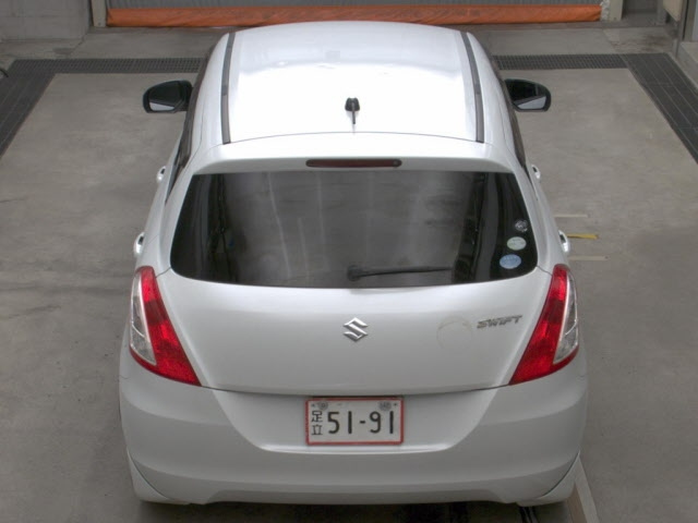 SUZUKI SWIFT 2011