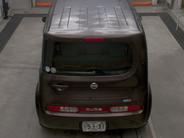 NISSAN CUBE 2010