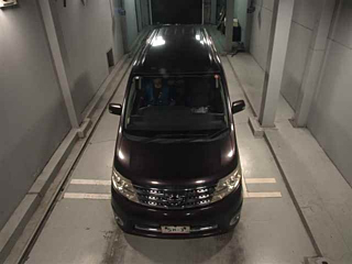 NISSAN SERENA 2010