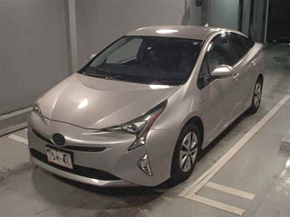 TOYOTA PRIUS 2016