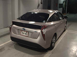 TOYOTA PRIUS 2016