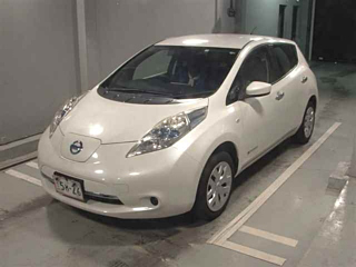 NISSAN LEAF 2016