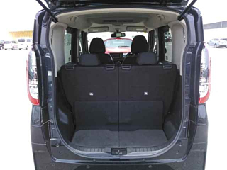 NISSAN ROOX 2023