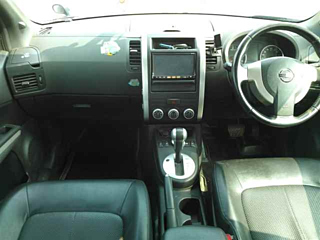 NISSAN X-TRAIL 2012
