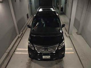 TOYOTA ALPHARD 2013