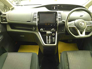 NISSAN SERENA 2017