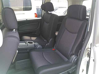 NISSAN SERENA 2011