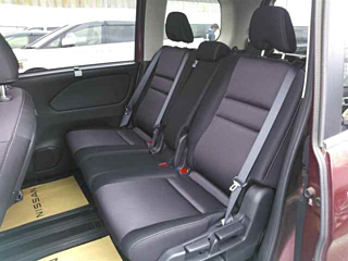 NISSAN SERENA 2017