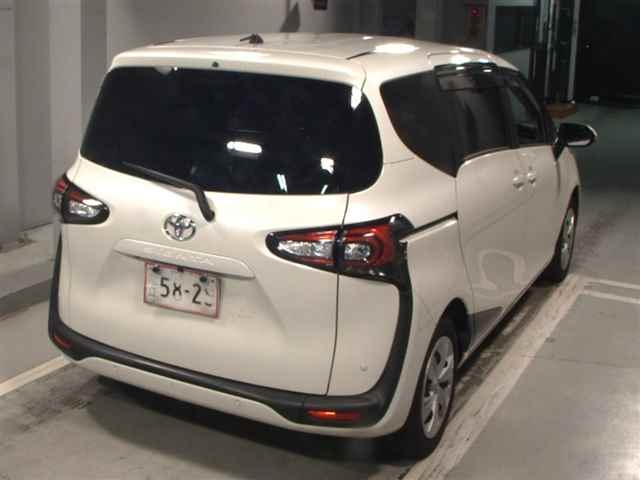TOYOTA SIENTA 2018