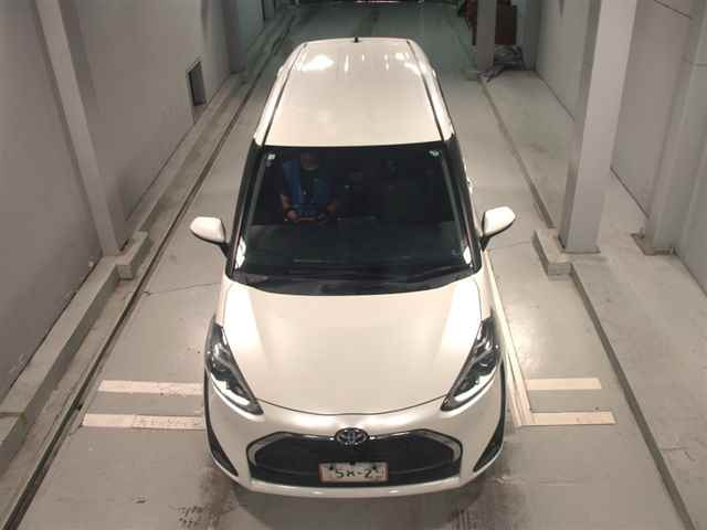 TOYOTA SIENTA 2018