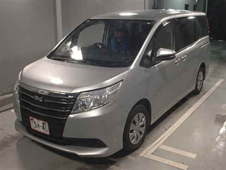 TOYOTA NOAH 2016
