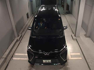 TOYOTA VOXY 2018
