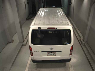 TOYOTA HIACE VAN 2014