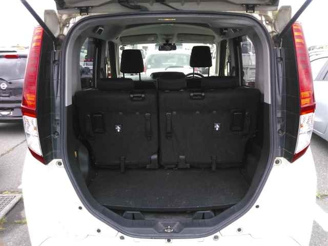 TOYOTA ROOMY 2016