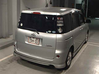 TOYOTA SIENTA 2010