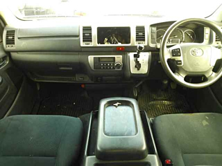 TOYOTA HIACE VAN 2015