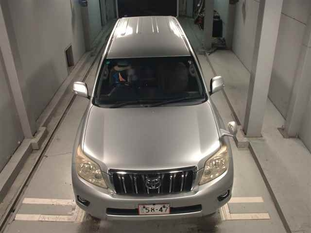 TOYOTA LAND CRUISER PRADO 2010