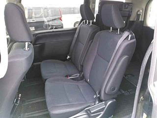 TOYOTA NOAH 2015