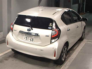 TOYOTA AQUA 2020