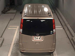 NISSAN ROOX 2011