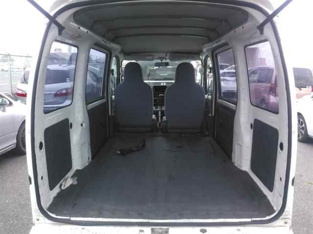 DAIHATSU HIJET VAN 2013