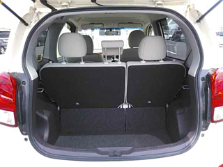 TOYOTA PORTE 2012