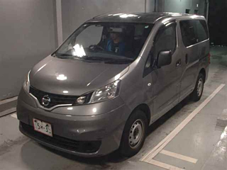 NISSAN NV200 2019
