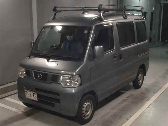 NISSAN CLIPPER VAN 2013