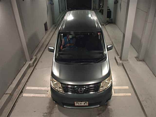 NISSAN SERENA 2010