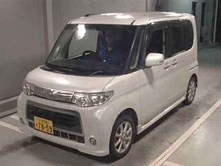 DAIHATSU TANTO 2012