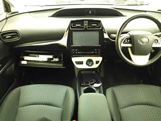 TOYOTA PRIUS 2016