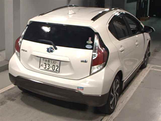 TOYOTA AQUA 2015